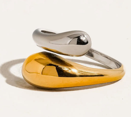 Open Twist Ring Two-Toned Size 8