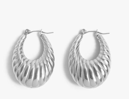 Halle Hoops Silver